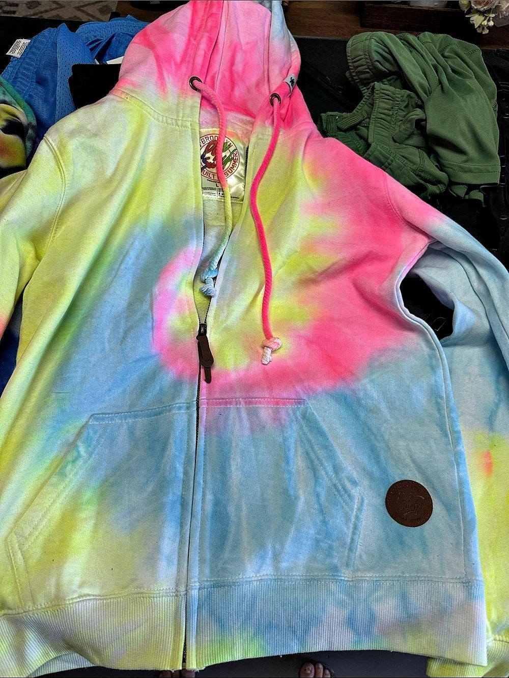 Pop Surf tie-dye zip hoodie NWT